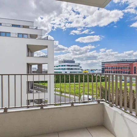 Reve Jutrzenki 180 Balcony & Ac By Solarento